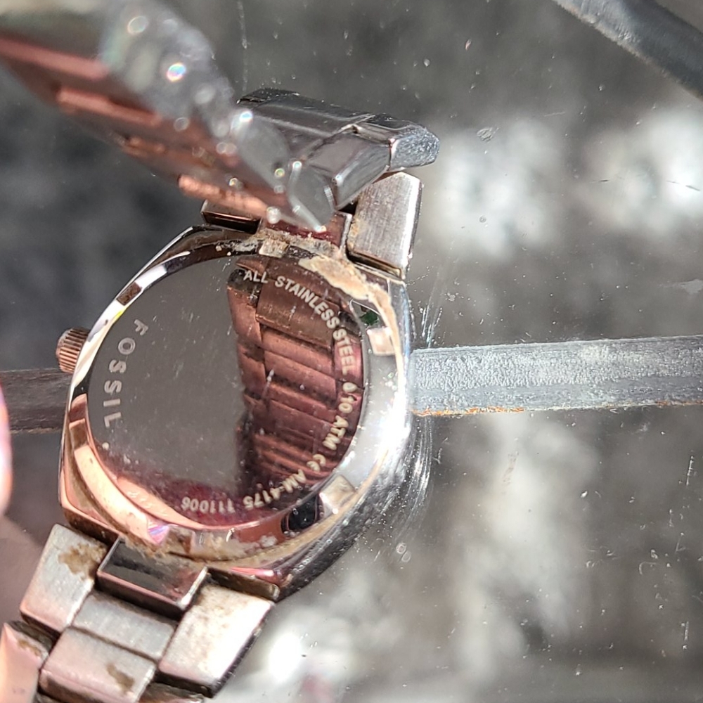 Fossil Mother of Pearl with Diamonds Watch - Picture 4 of 4
